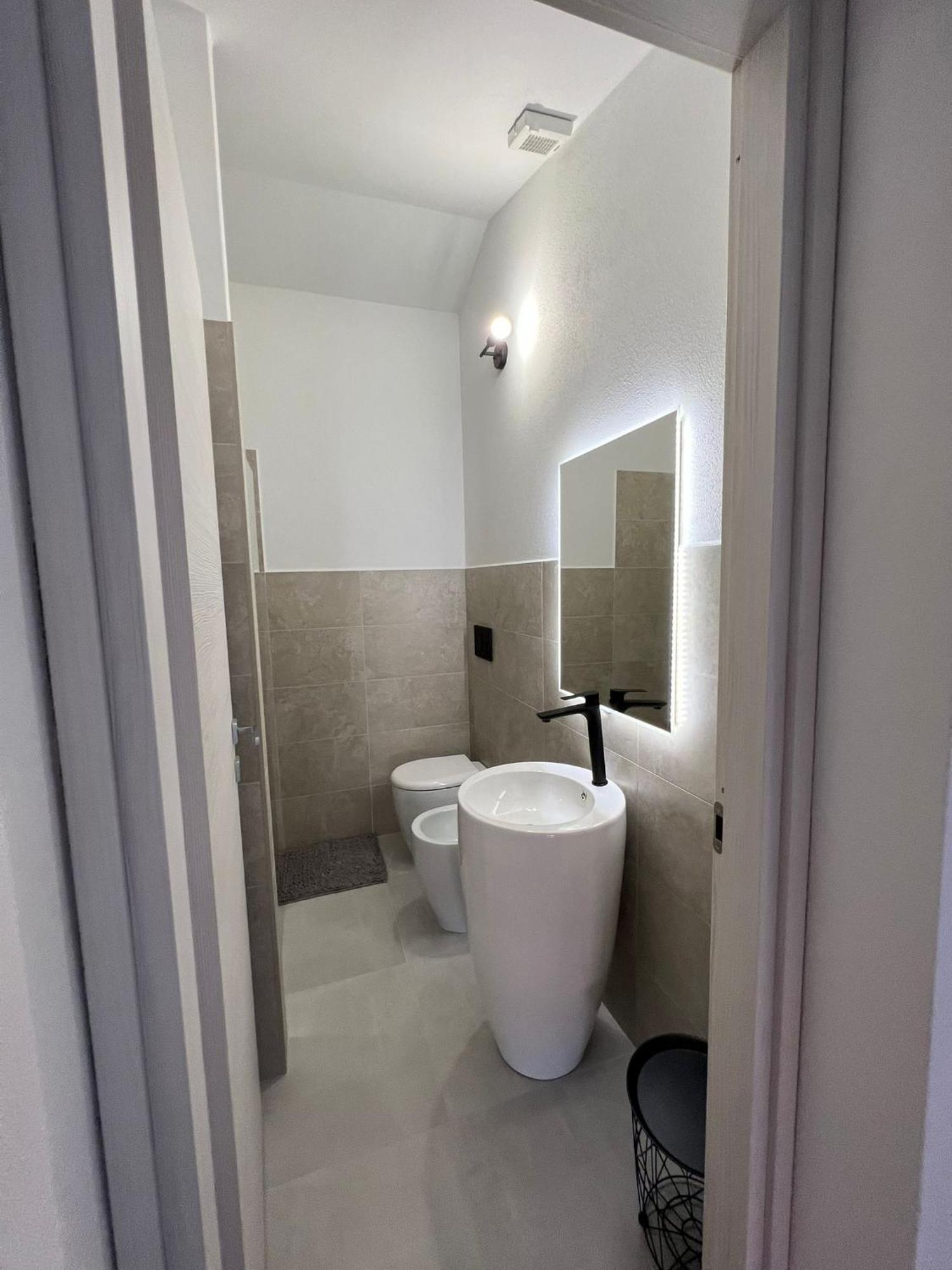 B-Guest House Ористано Екстер'єр фото