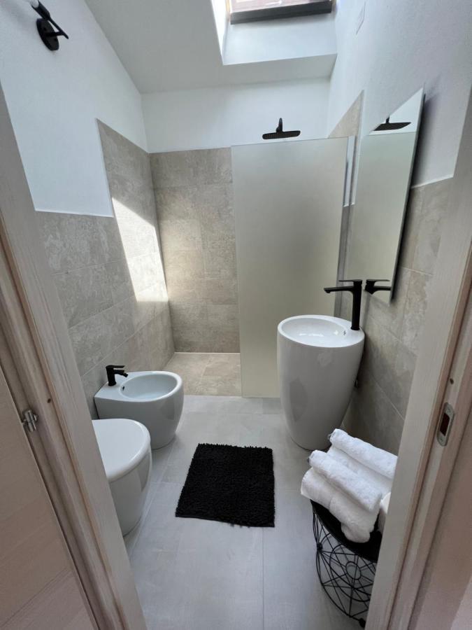 B-Guest House Ористано Екстер'єр фото