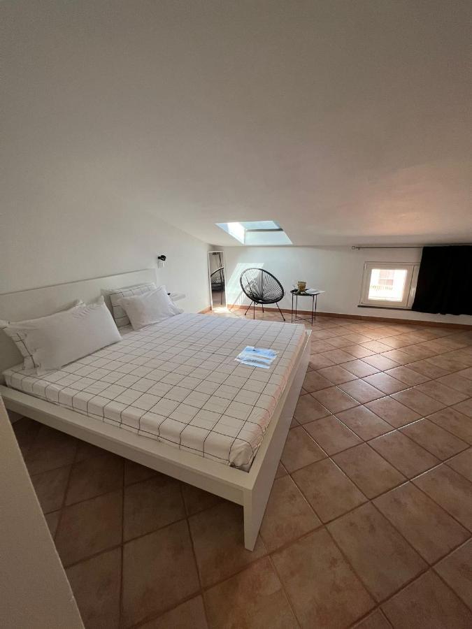 B-Guest House Ористано Екстер'єр фото